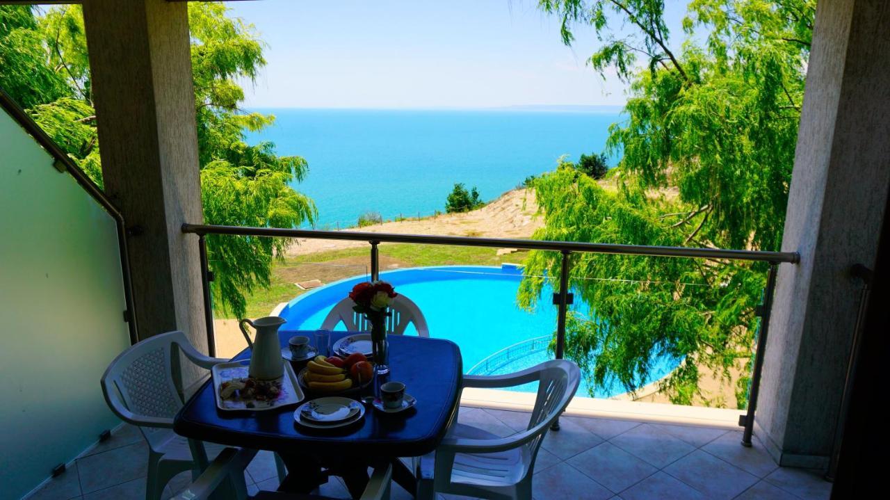 Морски Апартаменти Джулай Морнинг - July Morning Sea View Apartments Kavarna Luaran gambar