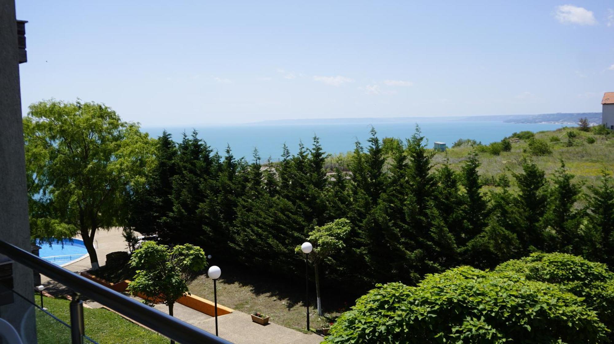 Морски Апартаменти Джулай Морнинг - July Morning Sea View Apartments Kavarna Bilik gambar